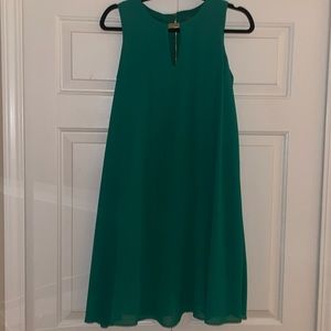 Vince Camuto green dress with cape size 2